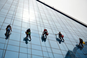 Why Certified Rope Access Cleaners Are Important